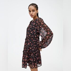 Pull&Bear Black Floral Long Sleeve Dress